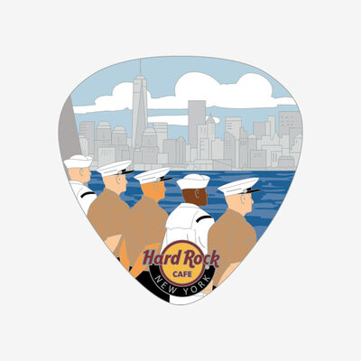 Collectible New York City Manning The Rail Pin