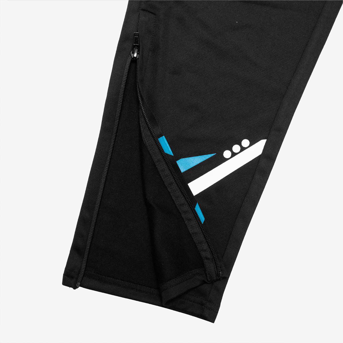 Stay Cozy and Stylish with Messi x Hard Rock Fleece Lined
