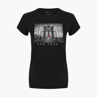 Womens Fit Brooklyn Bridge Tee in Black Womens Fit Brooklyn Bridge Tee in Black