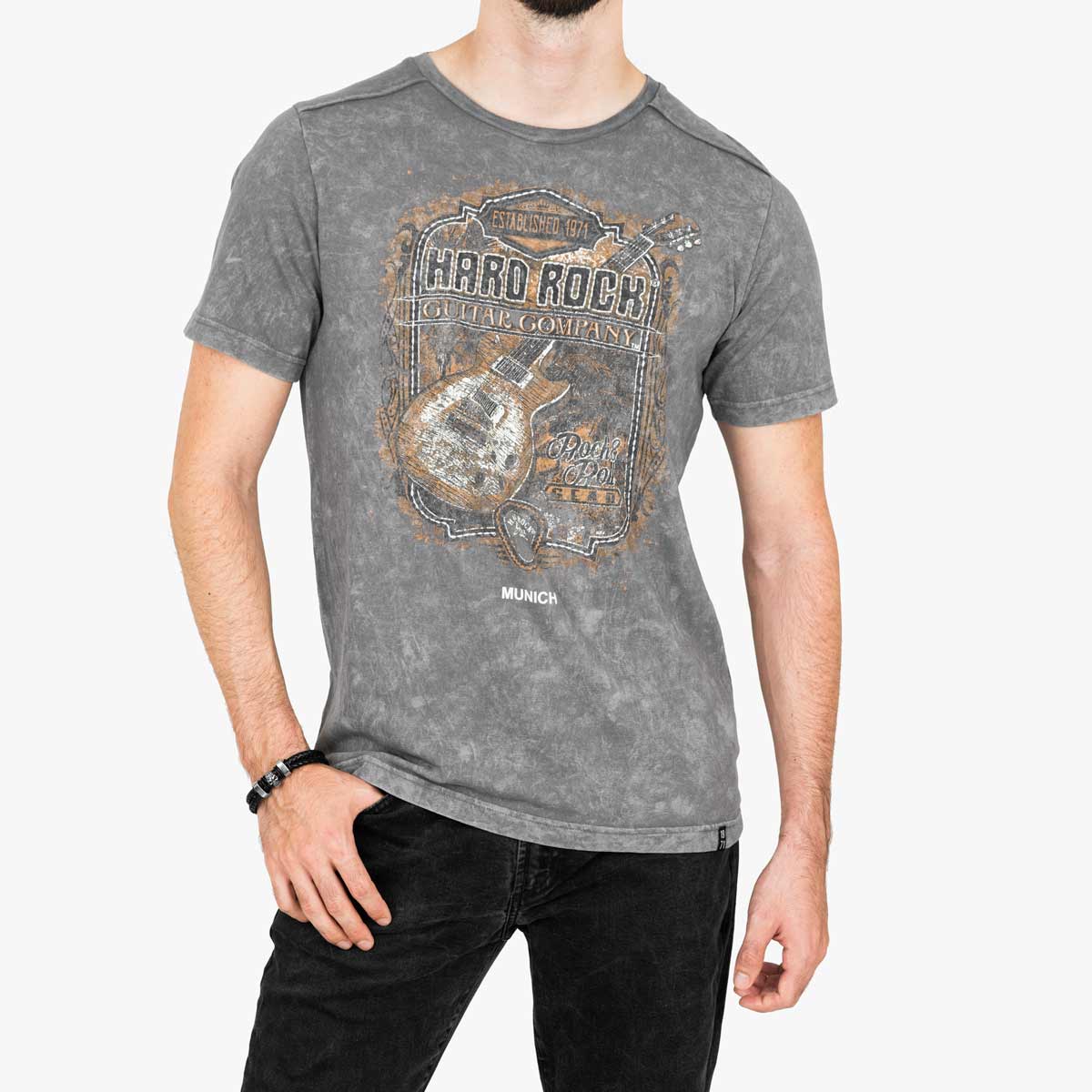 Men's Washed Guitar Graphic Tee image number 2