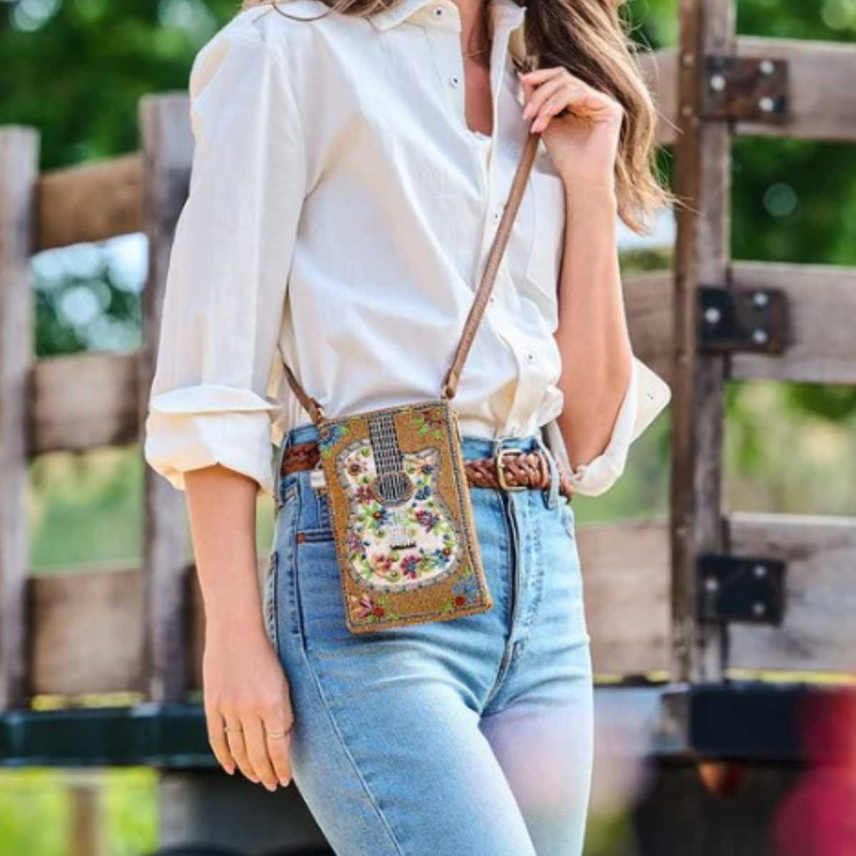 Mary Frances Garden Groove Crossbody Phone Bag image number 2