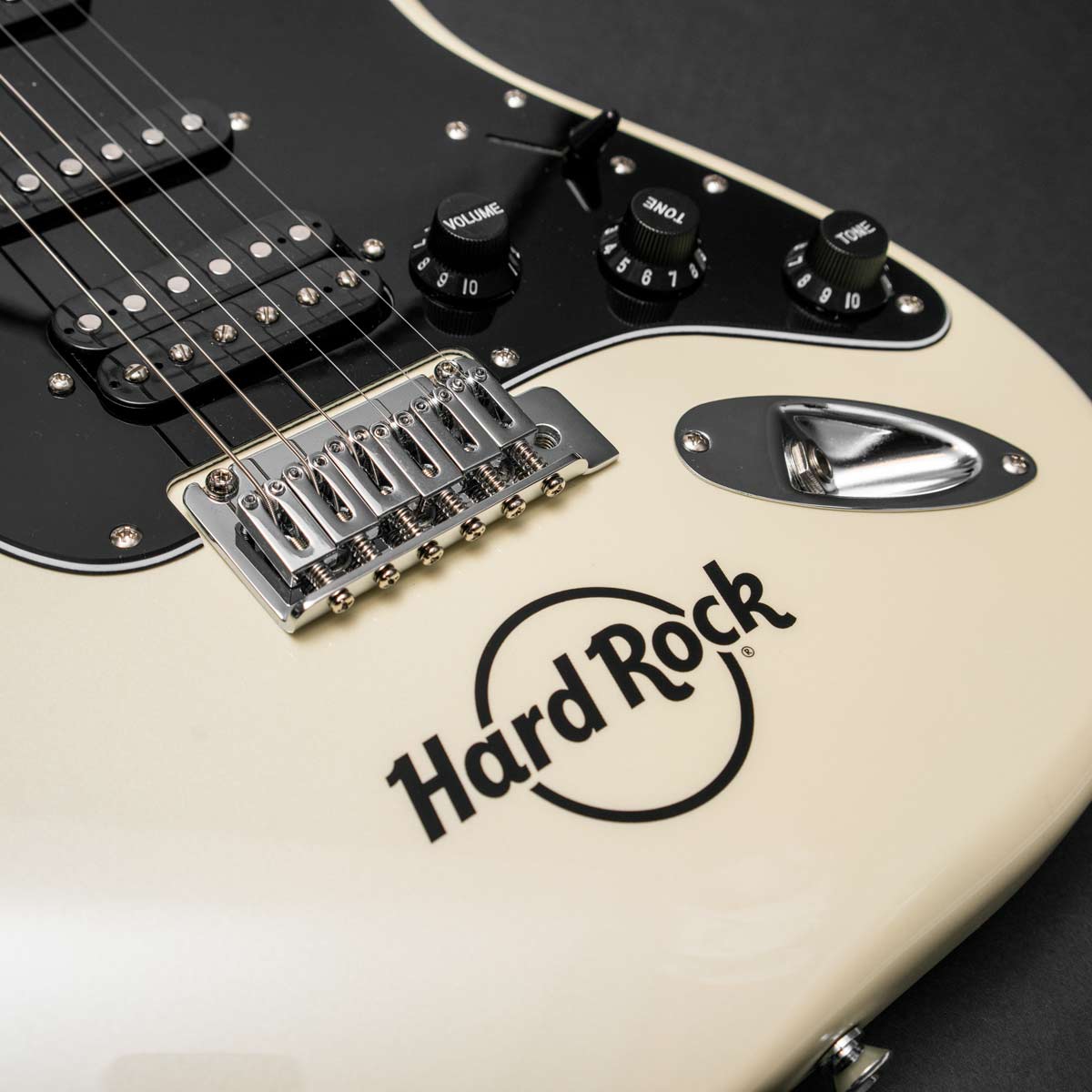 Fender Squier Affinity Series Stratocaster with Hard Rock Logo in White image number 3