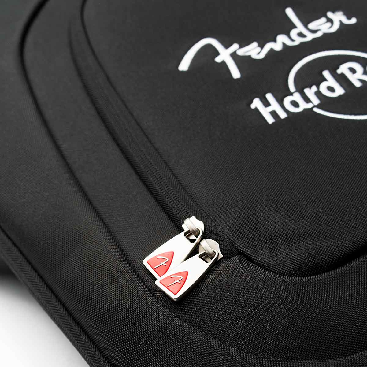 Fender x Hard Rock Electric Guitar Gig Bag in Black image number 2