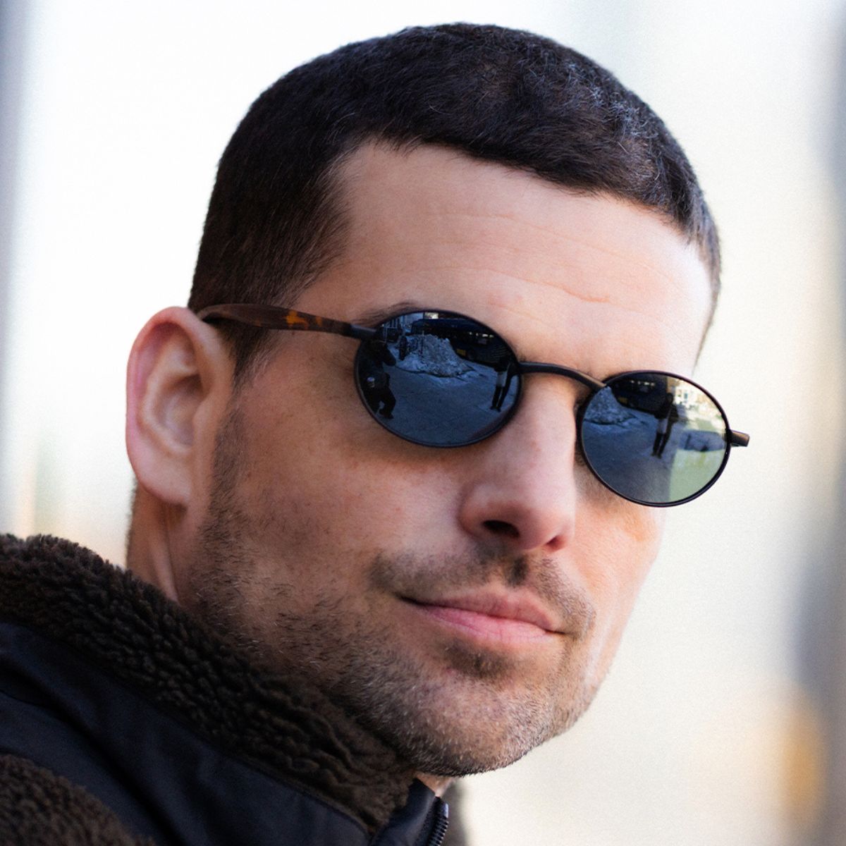 Revo Vintage Oval Satin Black Smoky Green Sunglasses image number 3